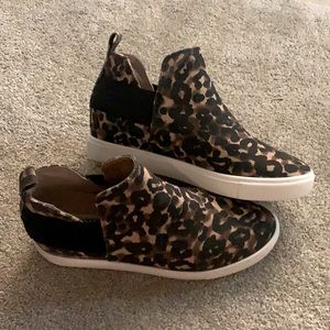 Steve Madden leopard booties